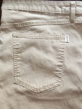 Magellan Outdoors Men's Khaki Tan Chinos